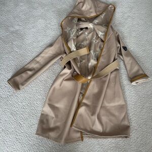 Non Auth Louie Cream and White Patterned Coat